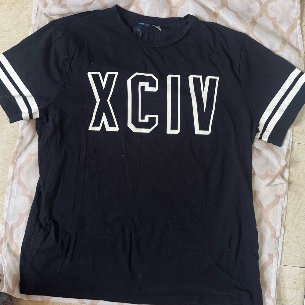 Divided H&M Black Graphic T-Shirt size XL